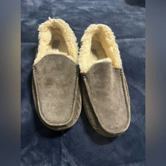 Mens UGG Australia Ascot 5775  Suede Slippers Loafers Moccasins Size 11 Men main image 2